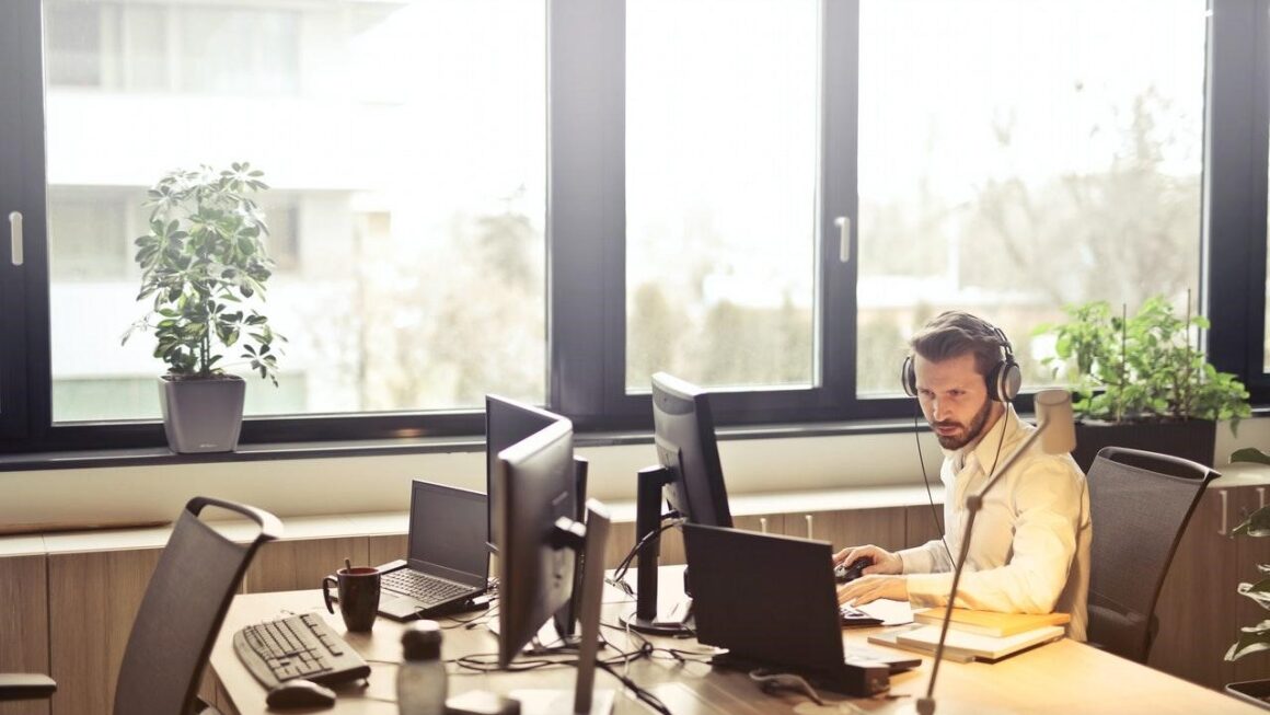 8 Benefits of Having IT Support Service for Small Businesses