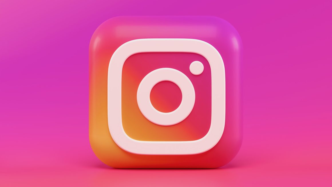 7 Ways Instagram Uses AI And Big Data