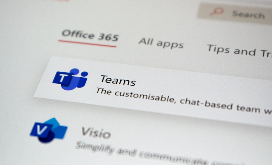 4 HiBox App Features for Team Chat and Task Management